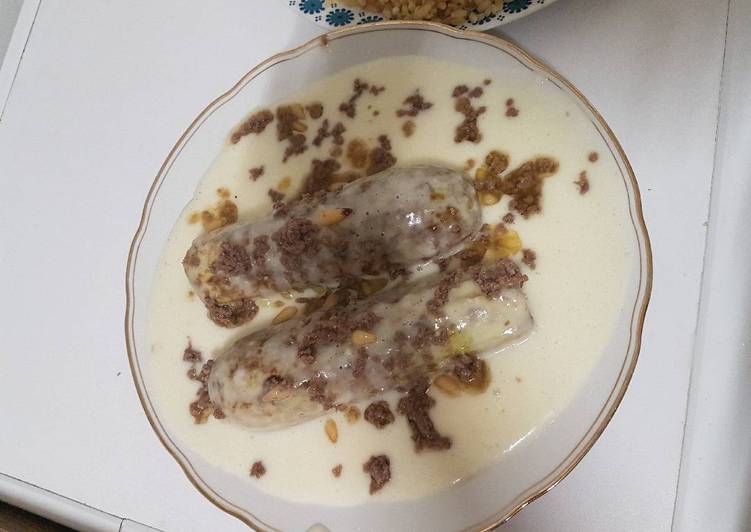 كوسا باللبن او شيخ المحشي