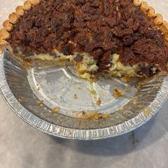 A picture of Pecan Cheesecake Pie.
