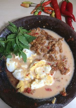 Foto resep Penyet Tempe Telur Sambal Kencur