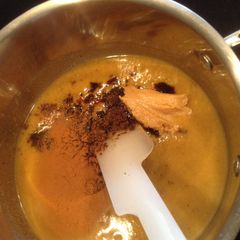 A picture of Banana caramel spread.