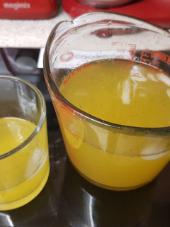 A picture of Saffron Ginger Lemonade 😍.