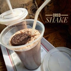 A picture of Oreo shake.