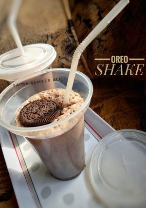 A picture of Oreo shake.
