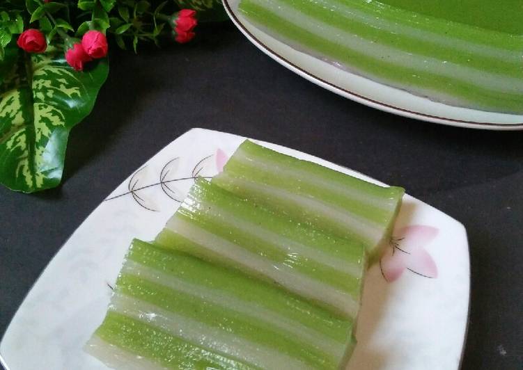Resep masakan Lapis Pepe Pandan (lapis kanji) | Langkah Membuat Lapis Pepe Pandan (lapis kanji) Yang Mudah Dan Praktis