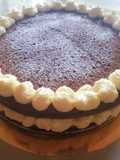 Tarta de chocolate rellena de frambuesa y mousse de vainilla 🥧