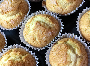 Una foto de Muffins de vainilla 🧁❤️🥰