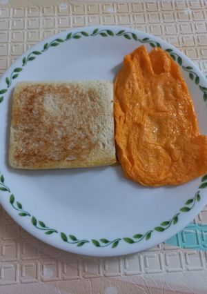 Foto resep Roti dan telur simple (start 8+ tektur disesuaikan)