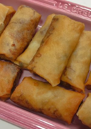A picture of Fried Spring Rolls.