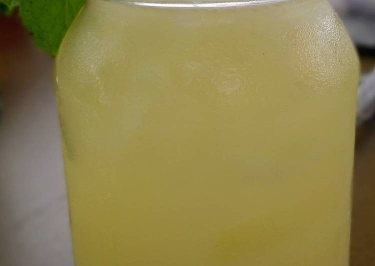 Caipirinha De Velho Barreiro Com Abacaxi Caipirinha De Abacaxi Com Hortela Receita Por Luiz Carlos Cookpad