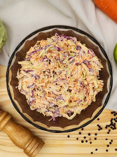 Una foto de 🌮🥗 Coleslaw - Ensalada de col (repollo) americana 🥗🌮