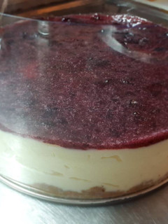Una foto de Cheesecake de frutos rojos(sin horno)