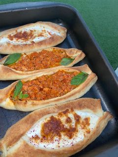 صورة لوصفة قوارب الجبن والدجاج 🍗🧀