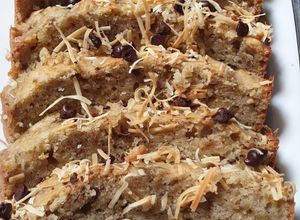 Foto resep Banana cocochip cheese cake 😁 (telurnya hanya pakai 1 doank)