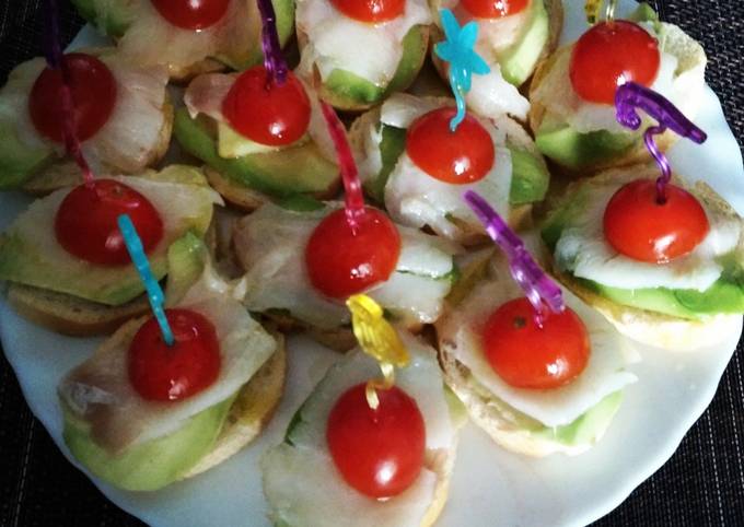 Tostas De Bacalao Y Aguacate Receta De Mari Carmen Cookpad 7327