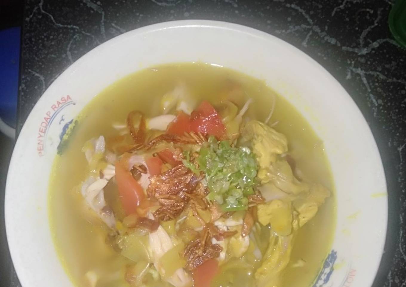 SOTO AYAM kuah kuning