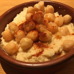 A picture of Speedy hummus.