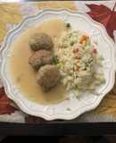 Albóndigas de pavo en salsa de cebolla