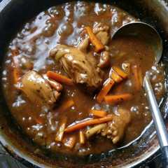 A picture of Ayam Saus Lada Hitam.