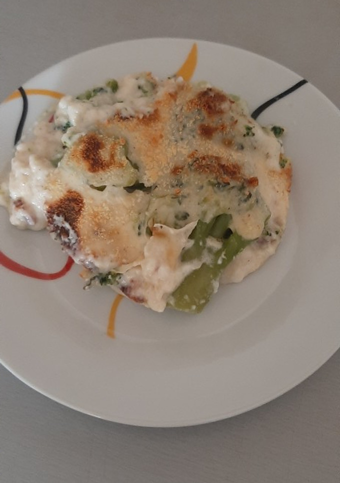 Una foto de Brócoli con bechamel
