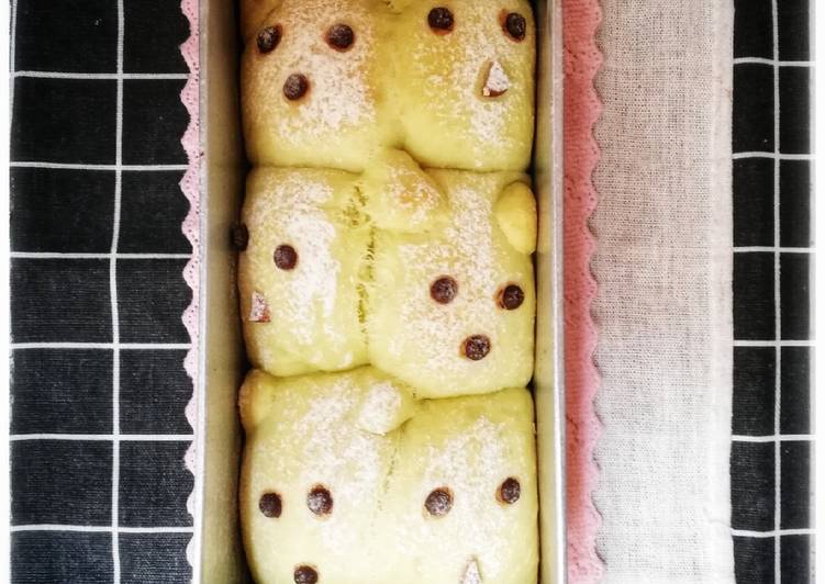 Langkah Mudah untuk Menyiapkan Milk Avocado Bread 🍀, Lezat Sekali