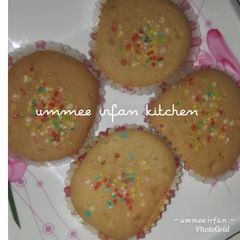 A picture of Cupcake.