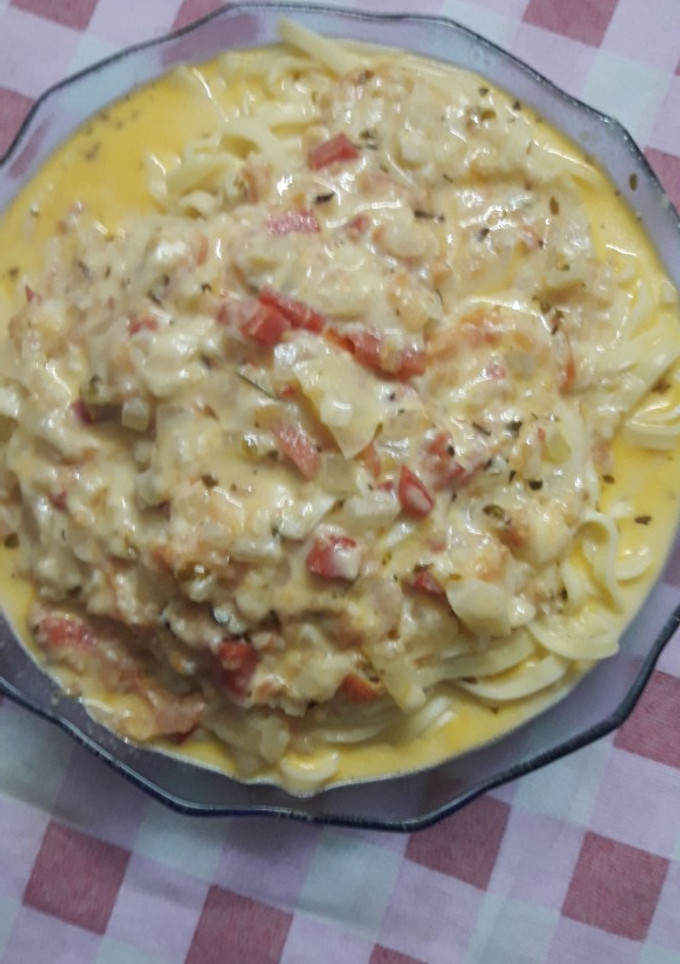 Una foto de Fideos con crema de queso