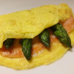 A picture of Smoked salmon and asparagus omelette.