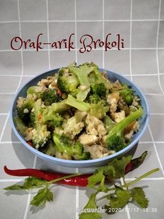 Foto resep *Orak-arik brokoli*