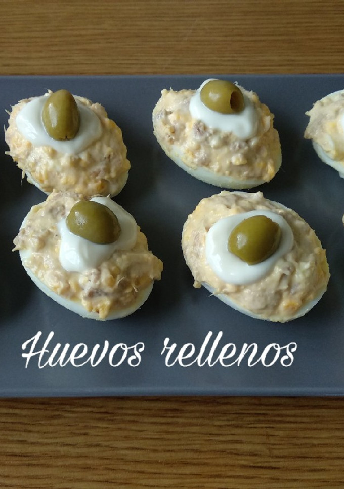 Una foto de Huevos rellenos (abuela Mari)