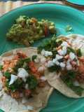 Taquitos de lubina con chipotle