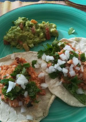 Una foto de Taquitos de lubina con chipotle