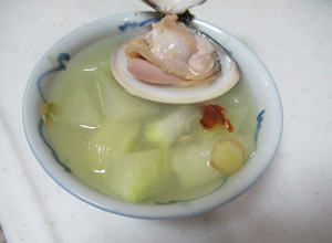 蔬菜西瓜蛤蜊湯 的食譜成品照片