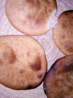 صورة لوصفة خبز تنور لذيذ مع فاصوليا😜😜