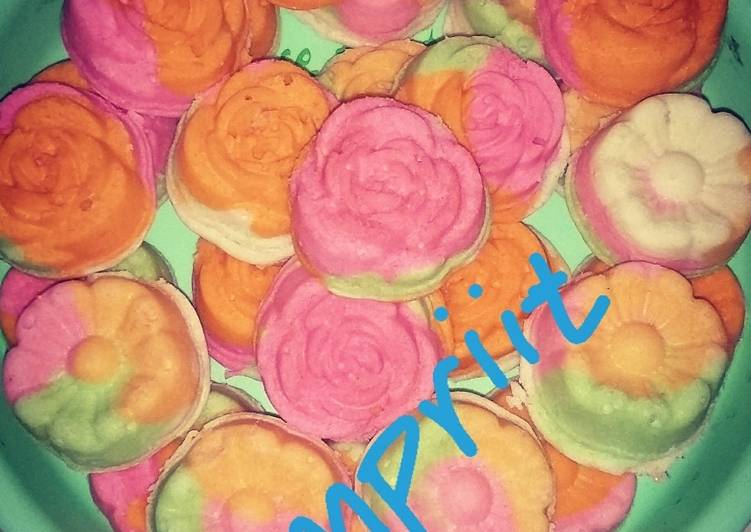 Langkah Mudah untuk Membuat Bolu mawar empuk yang Enak Banget