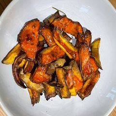 A picture of #CookEveryPart Pumpkin Skin Chips with Rosemary 🌿.