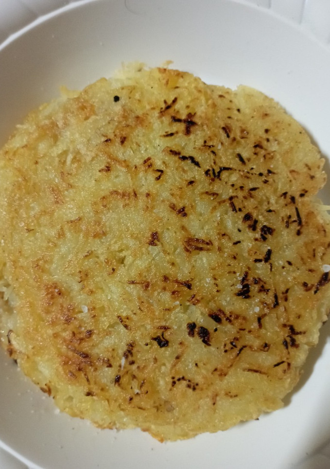Una foto de Tortilla crujiente de papa y jamón