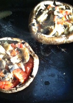 Una foto de Portobello rellenos de champignons ©