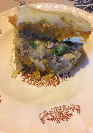 Una foto de Pastel de papa con zapallo y jurel