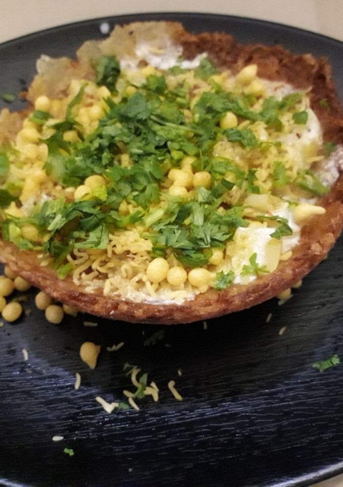 आलू की कटोरी (Aloo ki katori recipe in Hindi) रेसिपी मुख्य फोटो