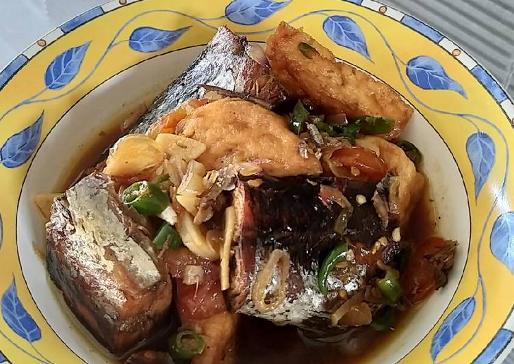 Tongkol tahu kecap