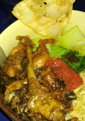 Foto resep Mie ayam pake indomie toping ayam nya khas Pekalongan