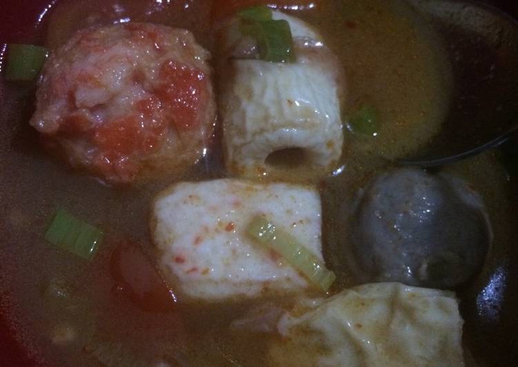 Steamboat tomyum ala ala