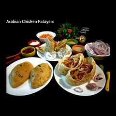 A picture of Arabian Chicken Fatayers also in Pita wraps and pita pockets.