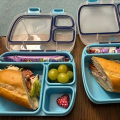 A picture of Sub bento box.