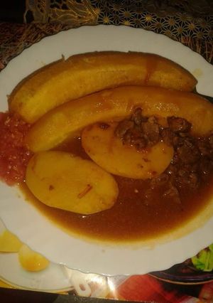 A picture of Ndizi,viazi with beef#festivecontest Nairobieast#authorsmarathon.
