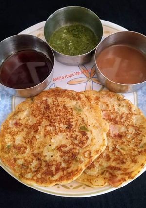 A picture of Suji Uttapam.
