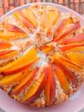 Torta al cocco e pesca