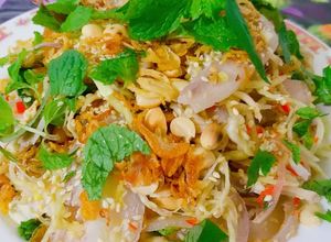 Hình của món Gỏi bắp chuối mui heo.