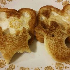 A picture of Eggs in a Basket.