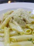 Penne Alfredo pasta Ala bintang lima